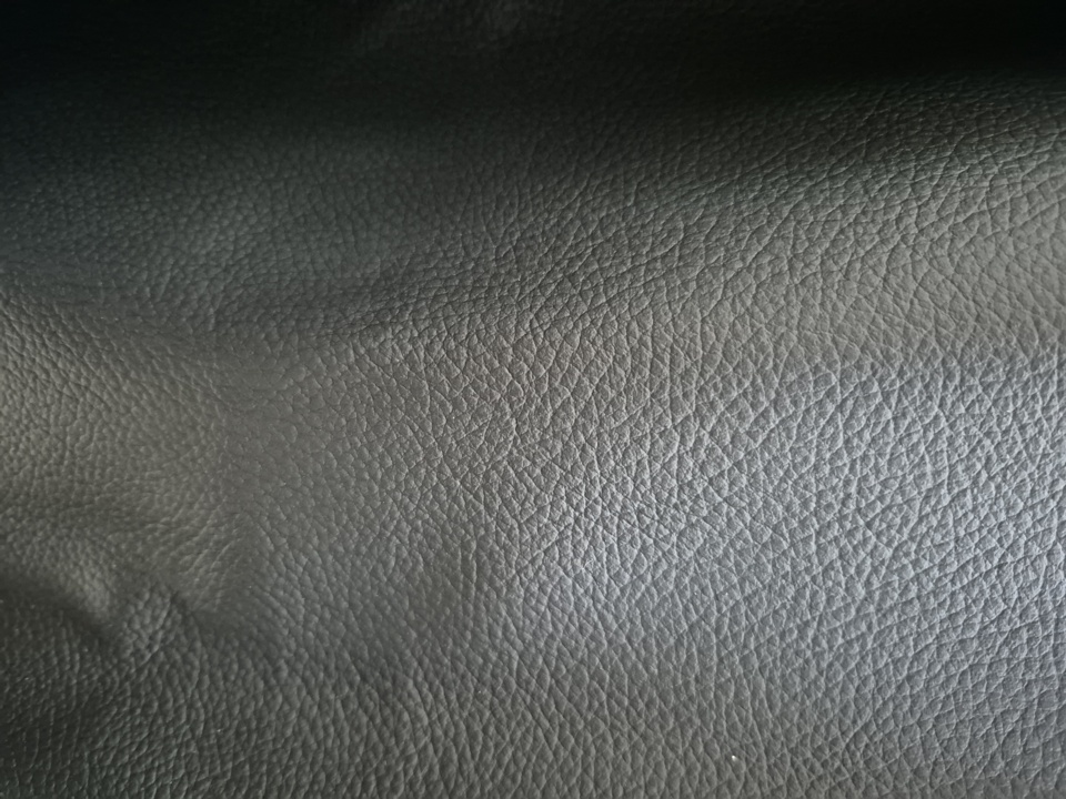 Blankleder Hals schwarz