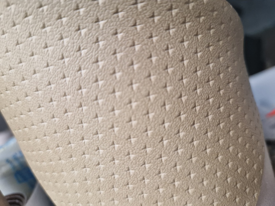 Kunstleder MB  perf. creme beige